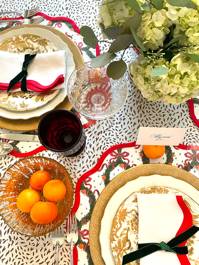 Red Holiday Wreath Round Placemat (set of 2)