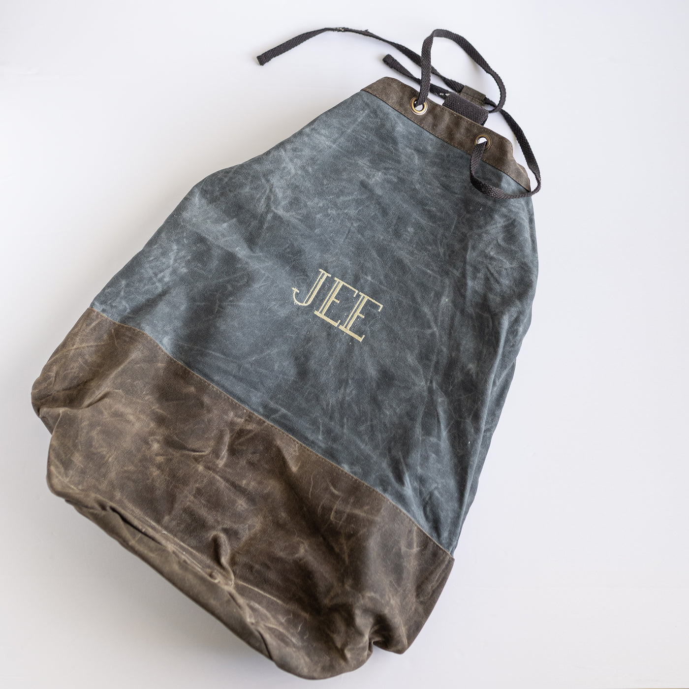 Waxed Canvas Laundry Duffle (2 Colors)